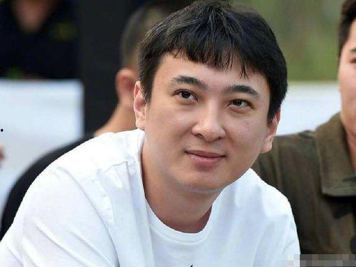 娱乐圈吃瓜专业户是谁,谁是幕后推手? 第3张 娱乐圈吃瓜专业户是谁,谁是幕后推手? 第3张