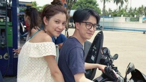 娱乐圈吃瓜月亮代表什么,月亮代表谁的心意?揭秘明星间的情感纠葛 第2张 娱乐圈吃瓜月亮代表什么,月亮代表谁的心意?揭秘明星间的情感纠葛 第2张