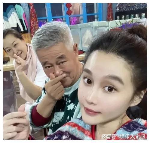 网红吃瓜爆料大全娱乐圈,娱乐圈八卦风云录 第3张 网红吃瓜爆料大全娱乐圈,娱乐圈八卦风云录 第3张