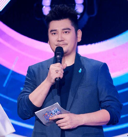 关于娱乐圈吃瓜的博主,揭秘明星幕后故事 第3张 关于娱乐圈吃瓜的博主,揭秘明星幕后故事 第3张
