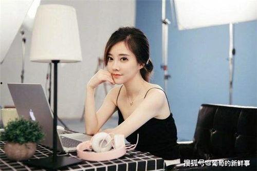 吃瓜主播超爱娱乐是谁,娱乐界的新星崛起之路 第3张 吃瓜主播超爱娱乐是谁,娱乐界的新星崛起之路 第3张