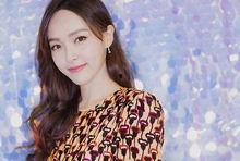 爱豆吃瓜娱乐酱吴谨言,从爱豆到吃瓜娱乐酱，她如何成为娱乐圈的焦点人物？