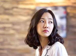 爱豆吃瓜娱乐酱吴谨言,从爱豆到吃瓜娱乐酱,她如何成为娱乐圈的焦点人物? 第3张 爱豆吃瓜娱乐酱吴谨言,从爱豆到吃瓜娱乐酱,她如何成为娱乐圈的焦点人物? 第3张