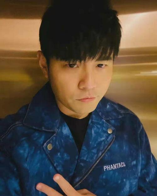 娱乐圈吃瓜周杰伦微博,娱乐圈风云再起 第3张 娱乐圈吃瓜周杰伦微博,娱乐圈风云再起 第3张