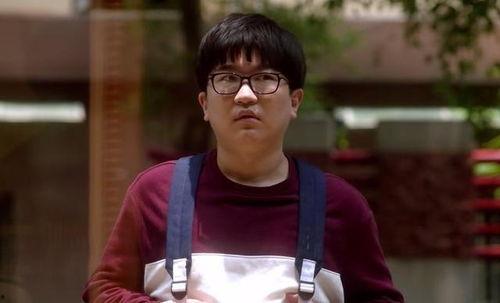 娱乐圈吃瓜背景图女男生,揭秘明星情侣的甜蜜与纠葛 第3张 娱乐圈吃瓜背景图女男生,揭秘明星情侣的甜蜜与纠葛 第3张