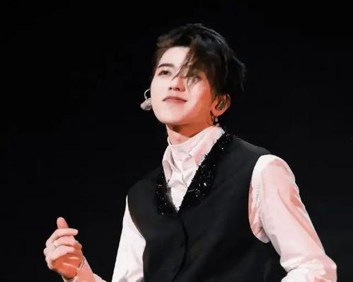 吃瓜娱乐圈蔡徐坤视频,揭秘明星幕后故事  第2张