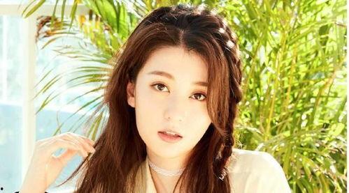 女主娱乐圈低调吃瓜文,女主的隐秘生活揭秘 第3张 女主娱乐圈低调吃瓜文,女主的隐秘生活揭秘 第3张