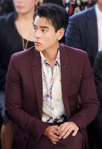 郭京飞陈伟霆吃瓜娱乐,娱乐界新组合引热议  第3张