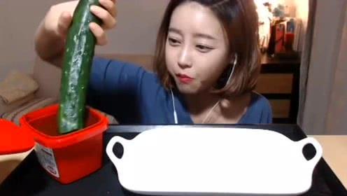 娱乐吃瓜酱美女视频网站,揭秘美女视频网站背后的精彩故事  第2张