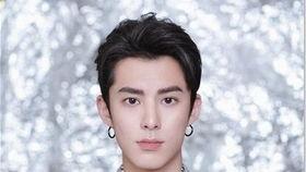 王鹤棣娱乐八卦吃瓜视频,揭秘明星幕后吃瓜瞬间  第3张