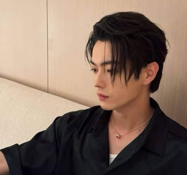 吃瓜娱乐圈许凯图片壁纸,吃瓜娱乐圈壁纸大放异彩 第3张 吃瓜娱乐圈许凯图片壁纸,吃瓜娱乐圈壁纸大放异彩 第3张