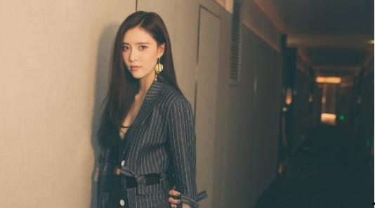 娱乐圈吃瓜爆料张一山,揭秘明星背后的故事  第2张