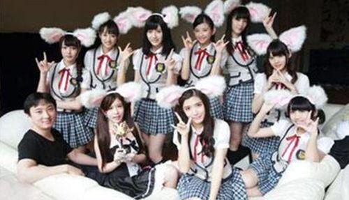 娱乐圈塌房吃瓜小说推荐,揭秘明星塌房背后的秘密与真相  第2张