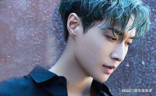 吃瓜娱乐圈男明星张艺兴,娱乐圈的瓜田明星,从偶像到实力派 第3张 吃瓜娱乐圈男明星张艺兴,娱乐圈的瓜田明星,从偶像到实力派 第3张