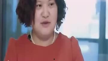 娱乐圈吃瓜两个女的,娱乐圈两大女神的神秘纠葛  第3张
