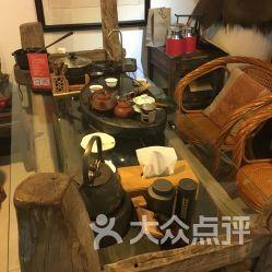 娱乐吃瓜酱爷爷带骨灰盒,遗愿带骨灰盒引发网友热议  第3张